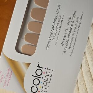 Color Street Nail Polish Strips GIZA SANDS